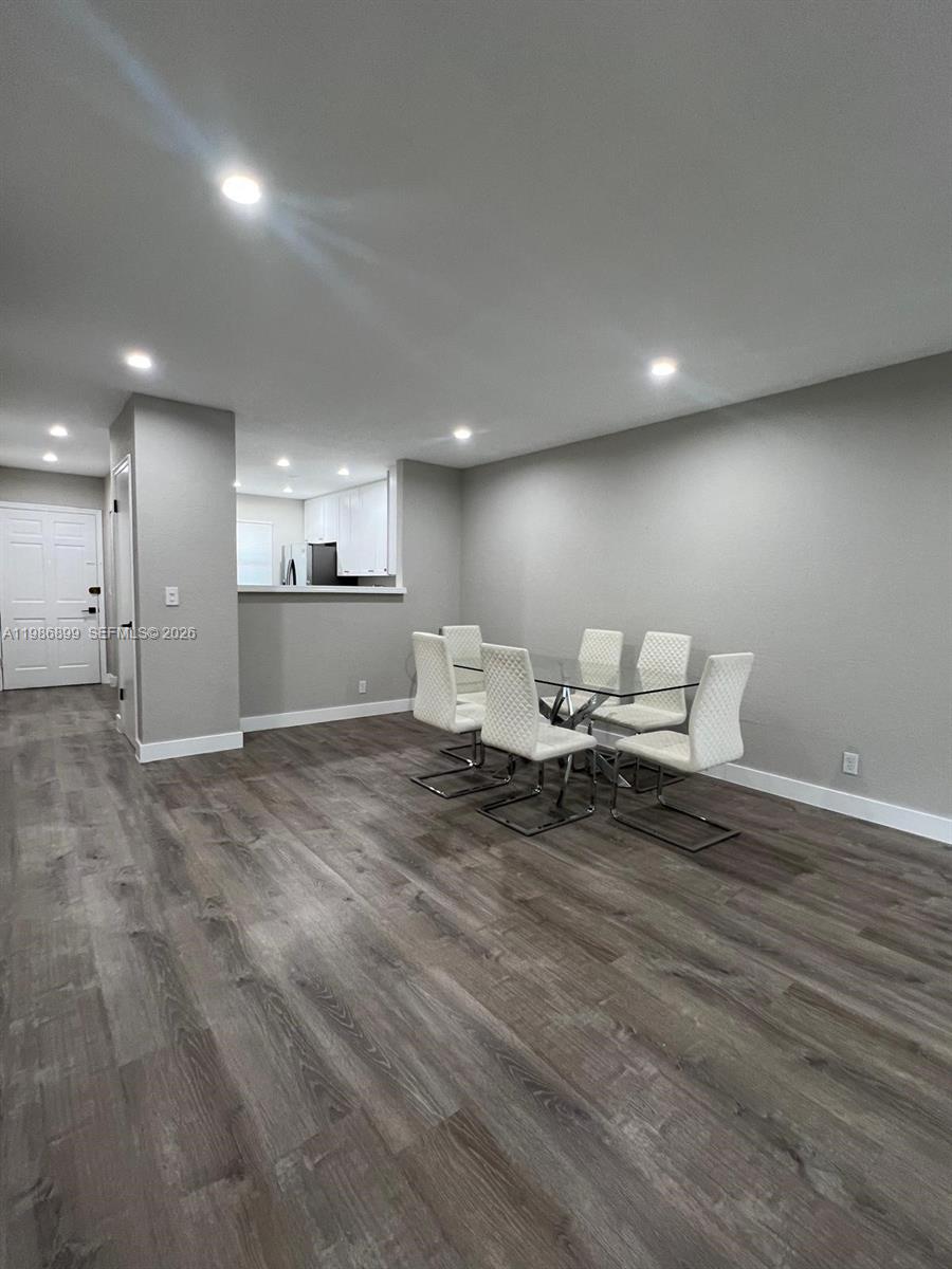 1432 S Lakeside Dr # 5