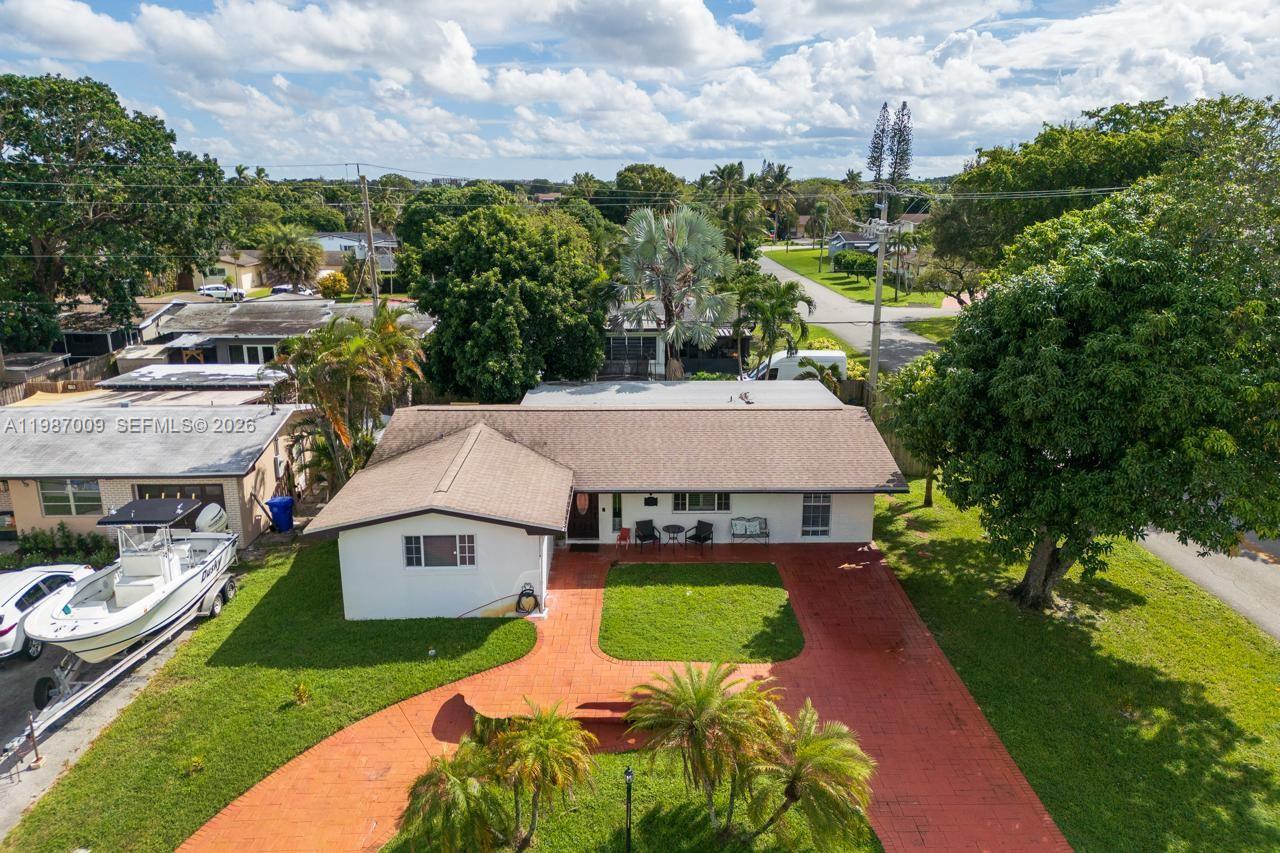 8740 NW 11th St