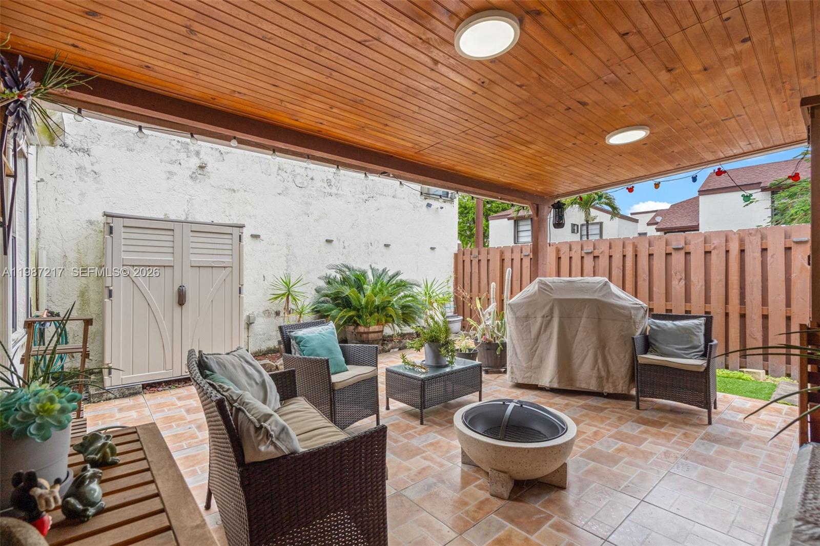 9746 NW 4th Ln # 9746