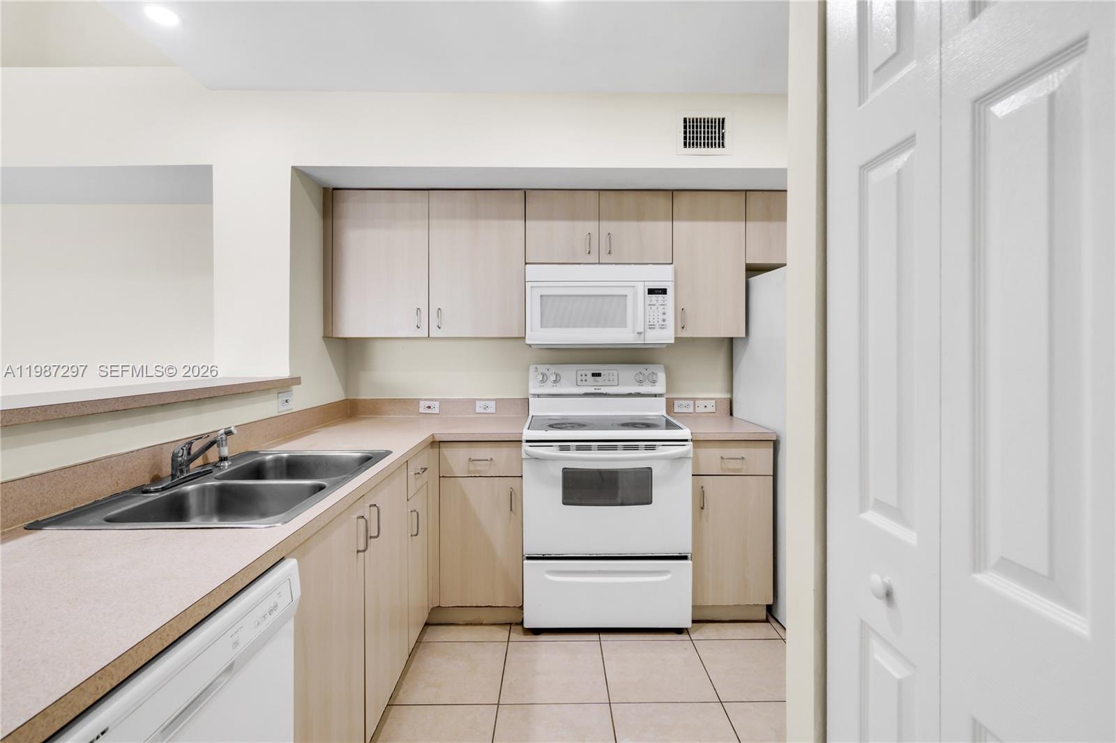 11185 SW 6th St # 301