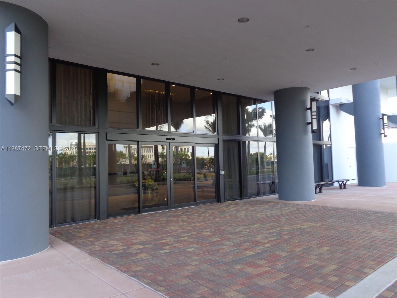 5300 Paseo Blvd # 1114