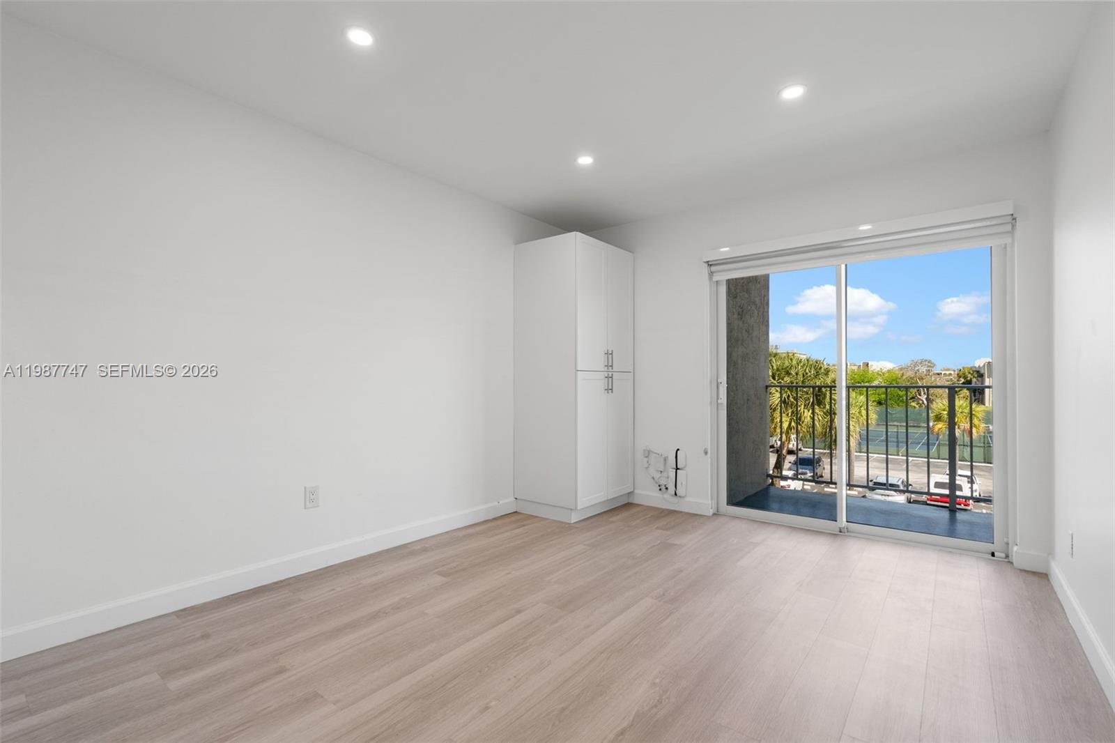 7765 SW 86th St # 303 Unit: F2-303