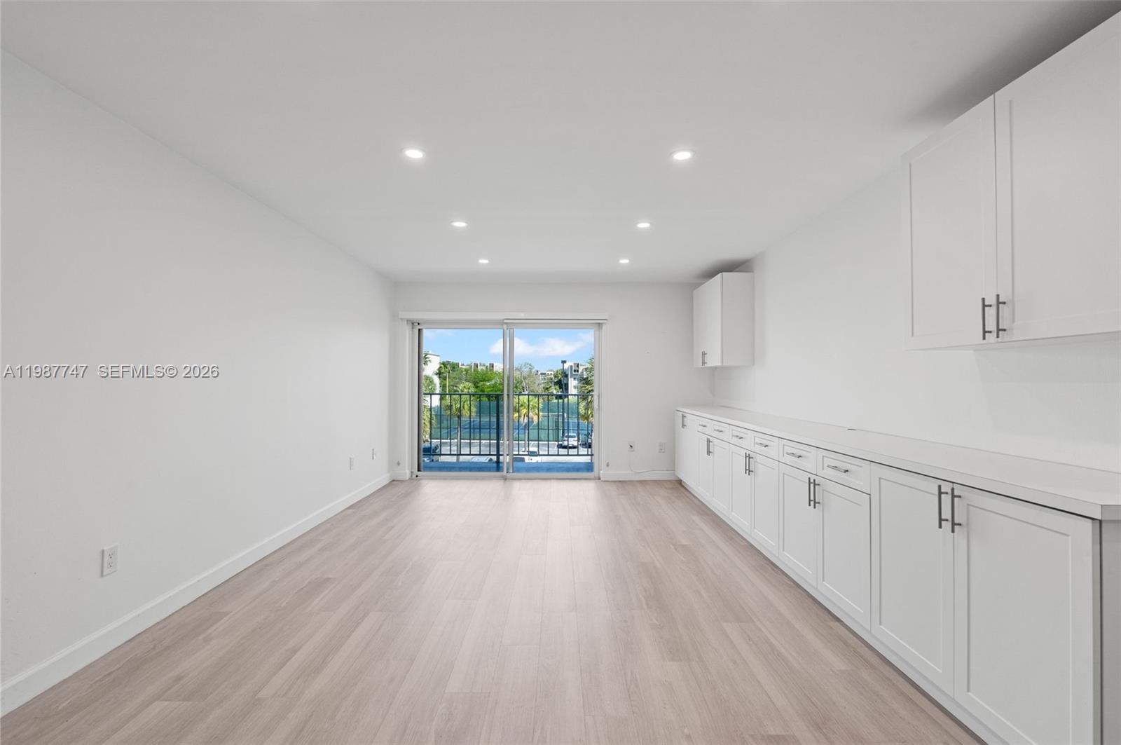 7765 SW 86th St # 303 Unit: F2-303