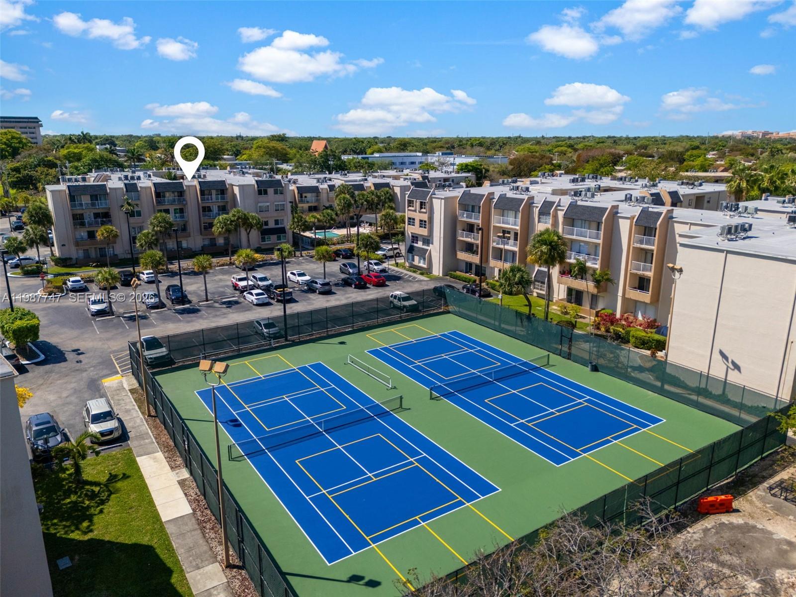 7765 SW 86th St # 303 Unit: F2-303