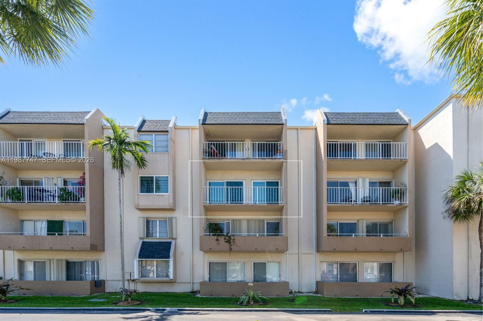 7765 SW 86th St # 303 Unit: F2-303
