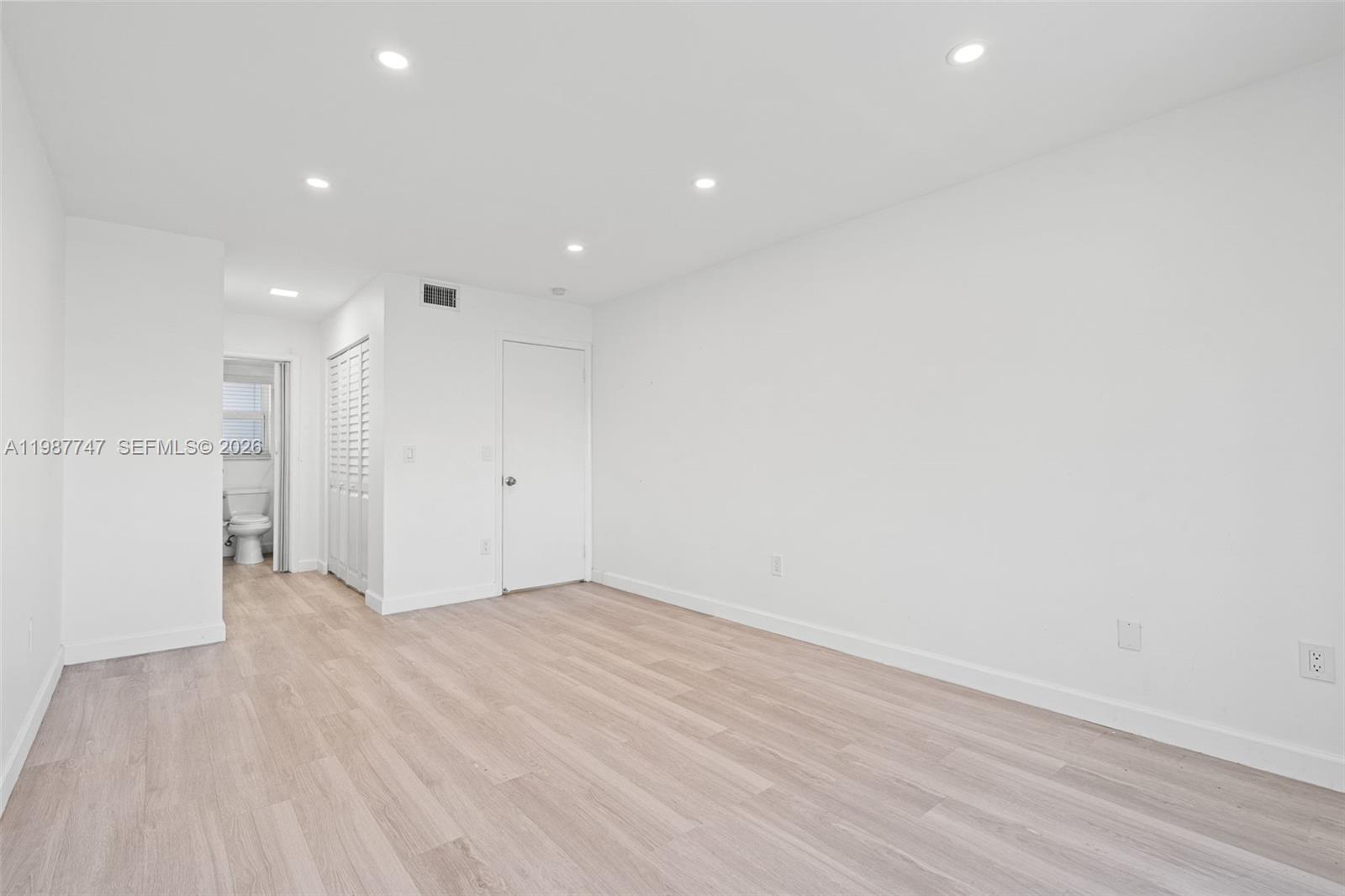 7765 SW 86th St # 303 Unit: F2-303