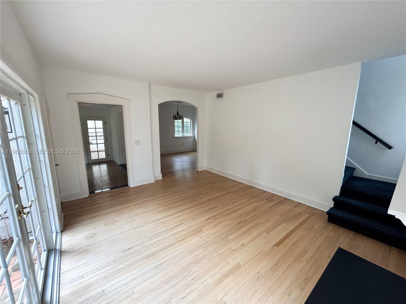 2504 Alhambra Cir # 2504