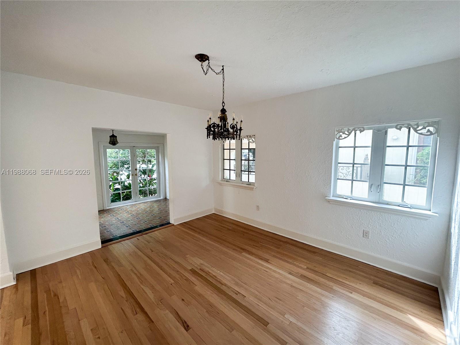 2504 Alhambra Cir # 2504