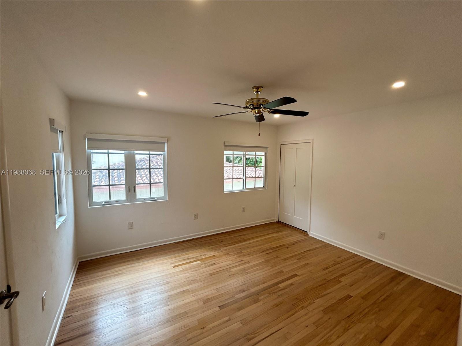 2504 Alhambra Cir # 2504