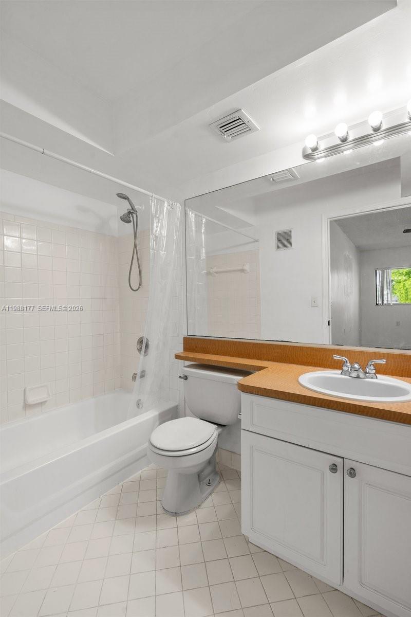 19800 SW 103rd Ct # 106