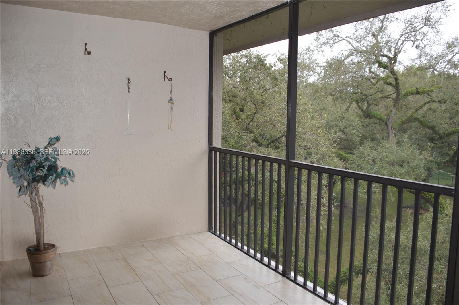 461 Ives Dairy Rd # 2 Unit: 404-2