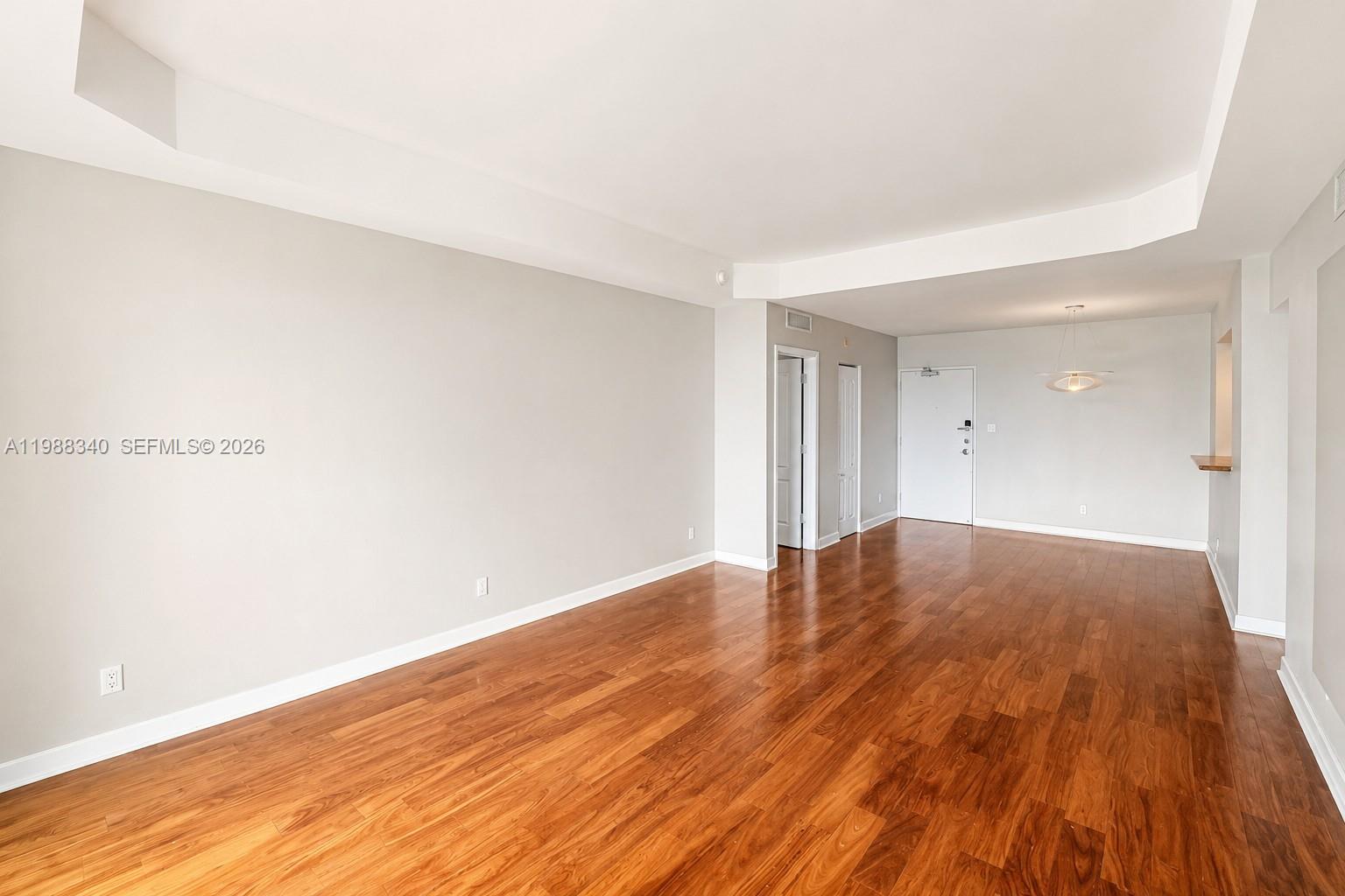 5600 Collins Ave # 17G