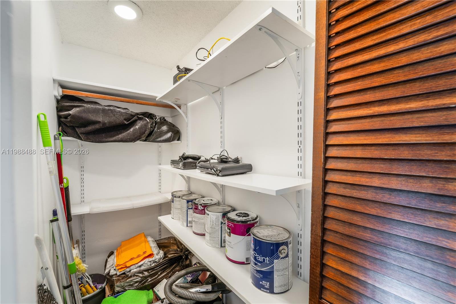 6039 Collins Ave # 1229