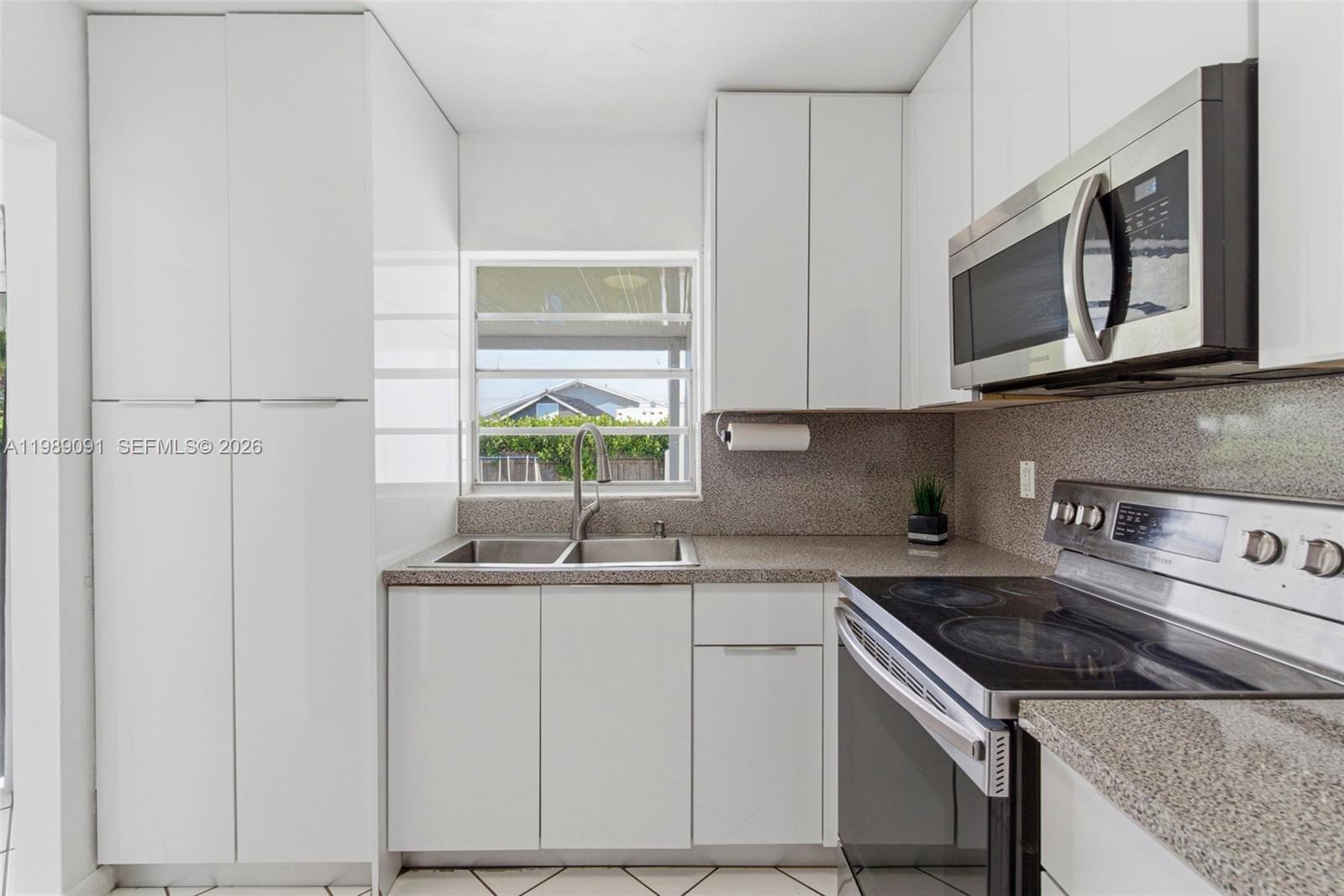 12621 SW 264th St # 1