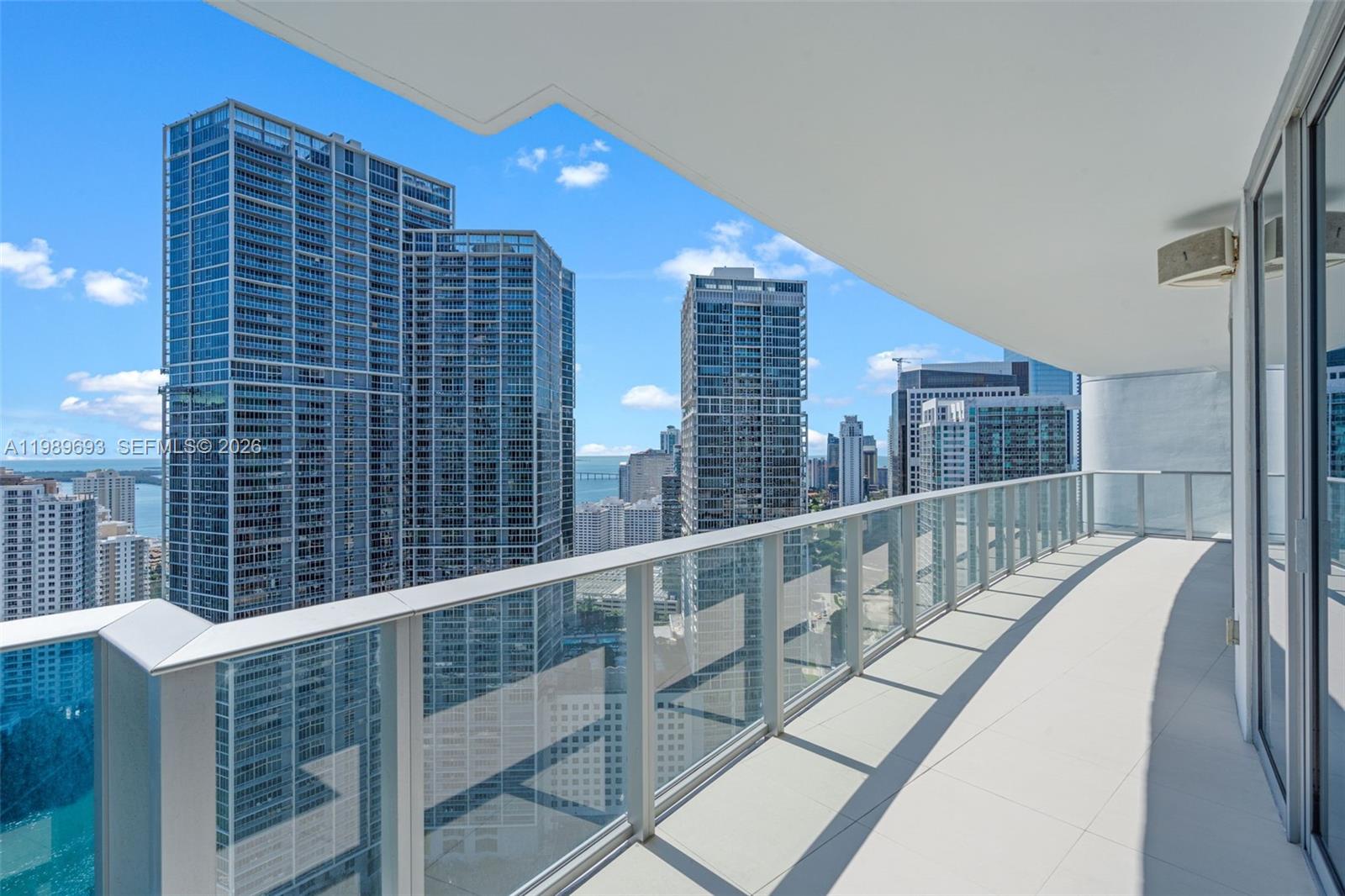 200 Biscayne Boulevard Way # 3707
