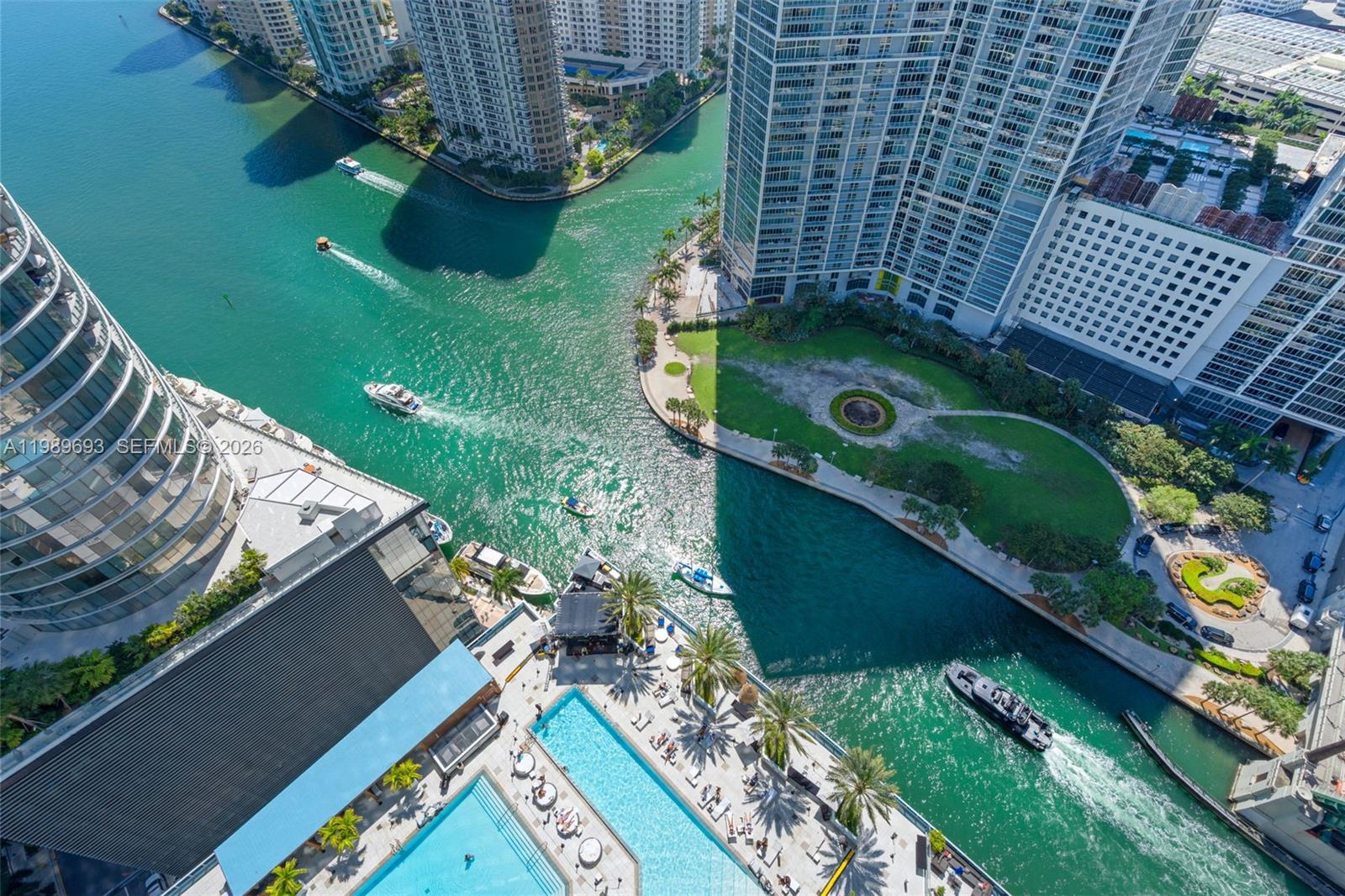 200 Biscayne Boulevard Way # 3707