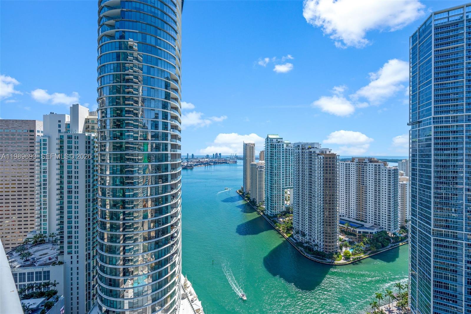 200 Biscayne Boulevard Way # 3707