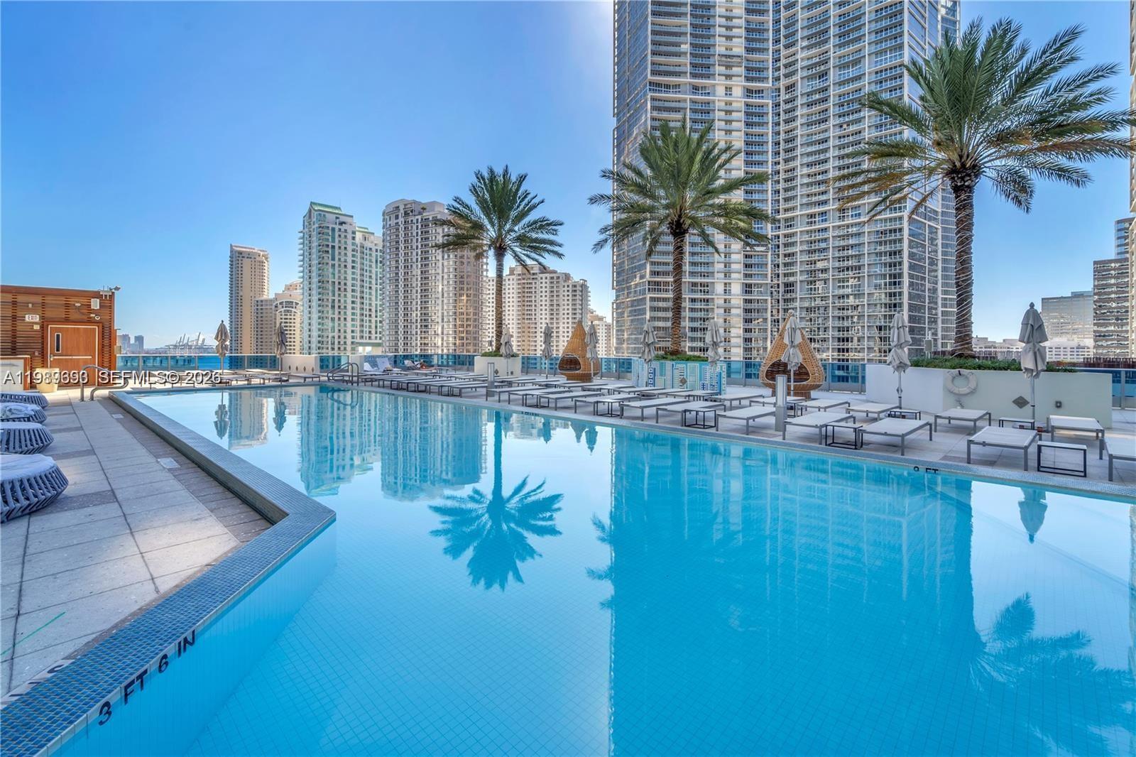 200 Biscayne Boulevard Way # 3707