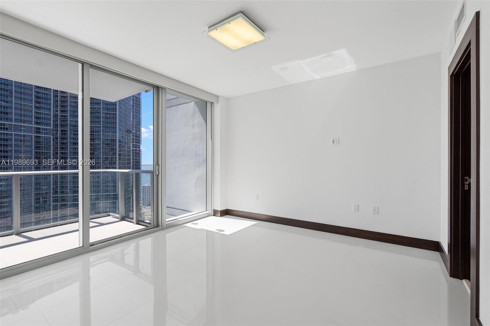 200 Biscayne Boulevard Way # 3707