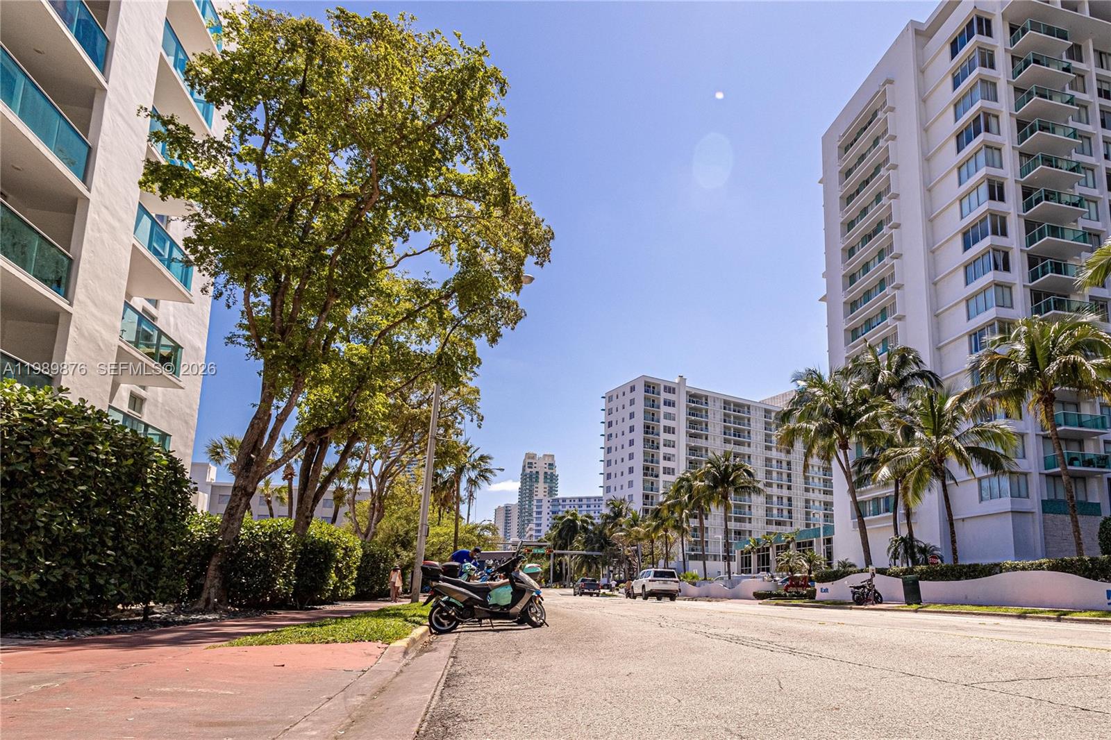 1035 West Ave Unit: PH02
