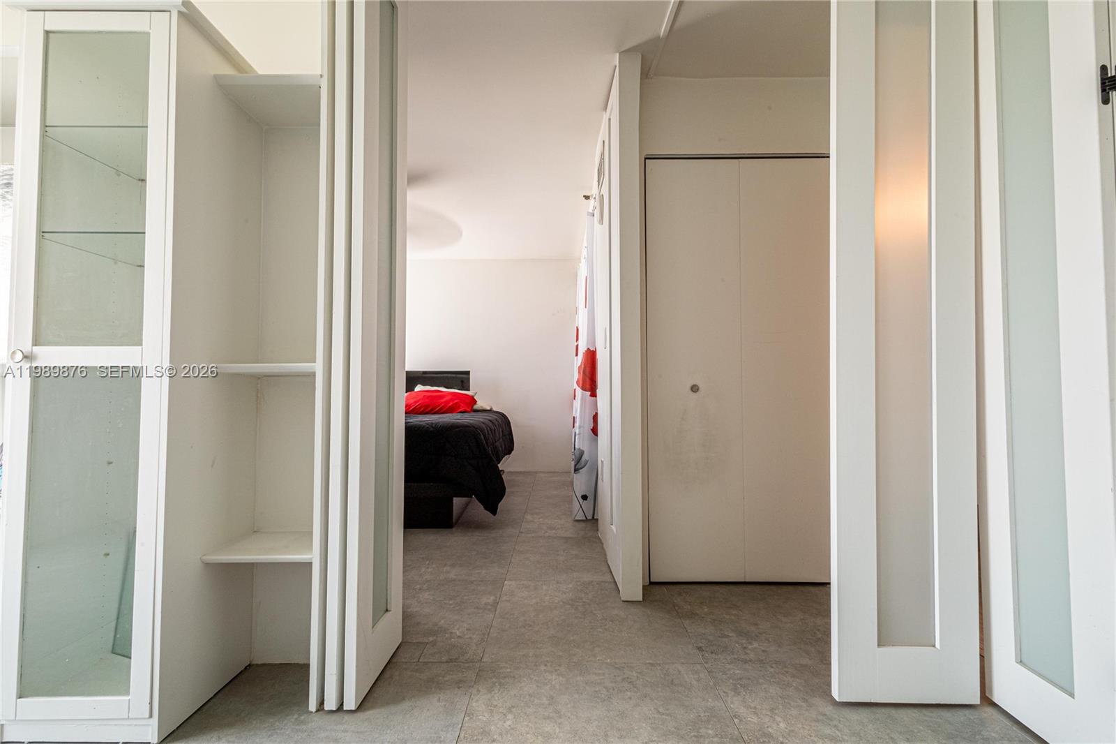 1035 West Ave Unit: PH02