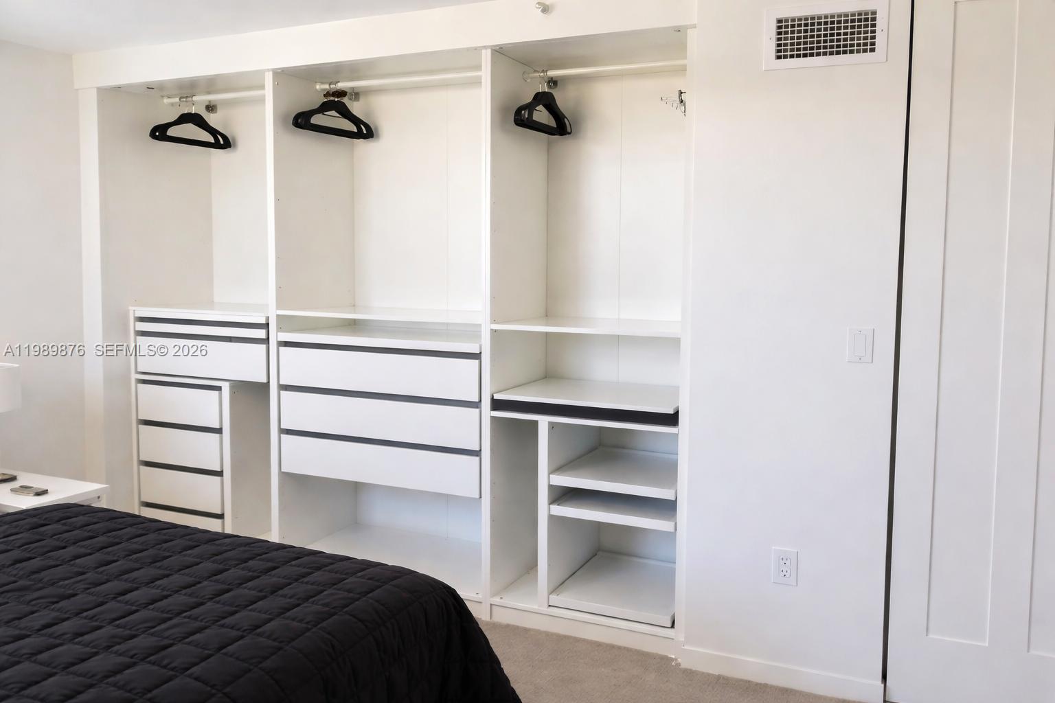 1035 West Ave Unit: PH02