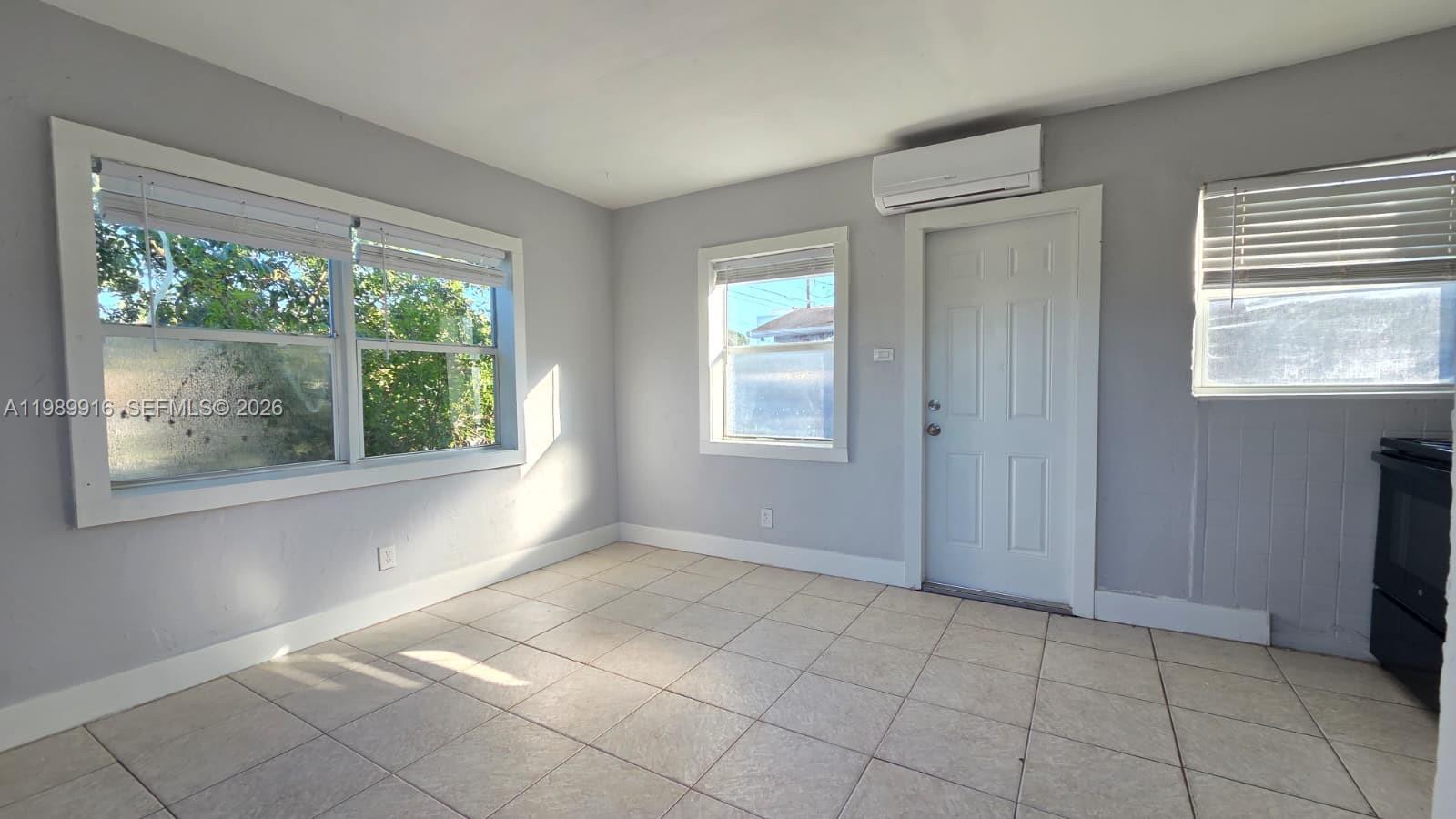 1430 NW 7th St