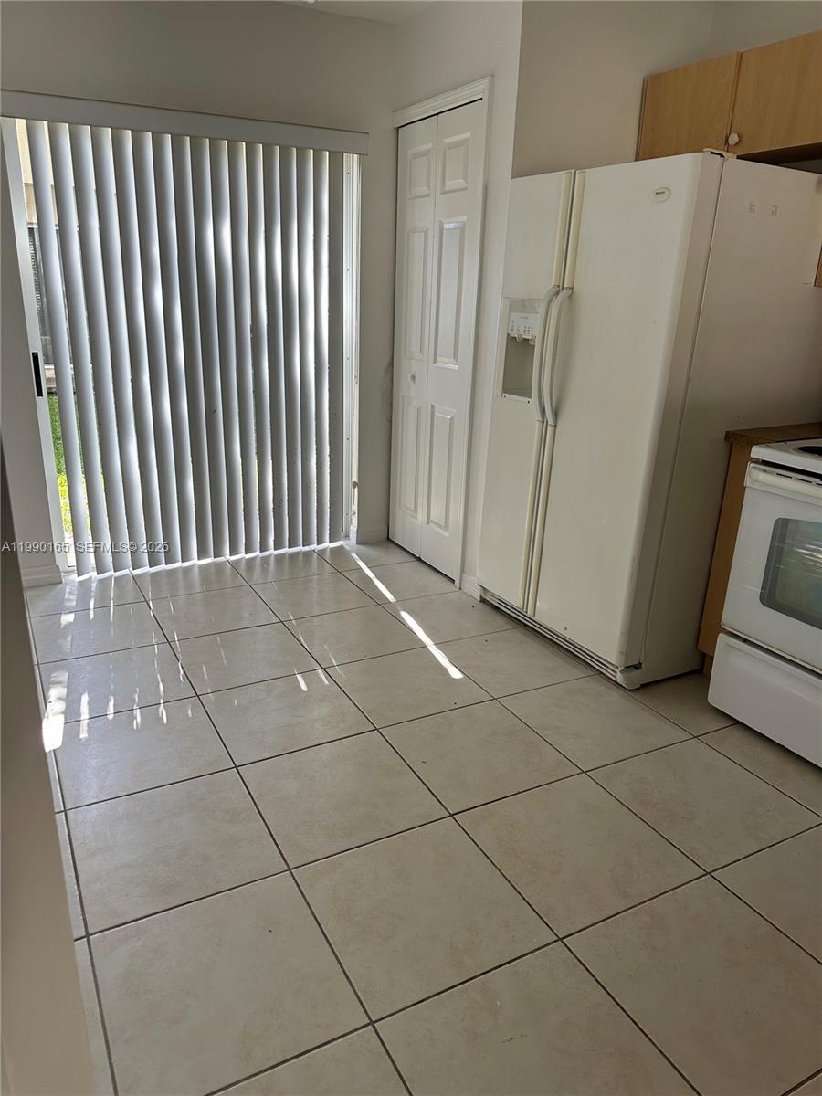 2911 SE 13th Ave # 49 Unit: 204-49