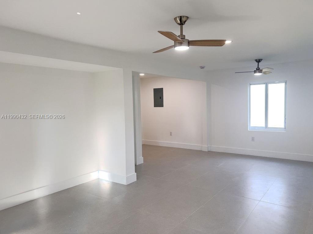 588 Palmetto Dr