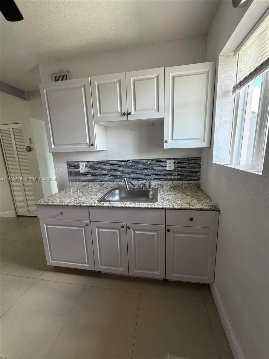 12210 NE 14th Ave # 12210