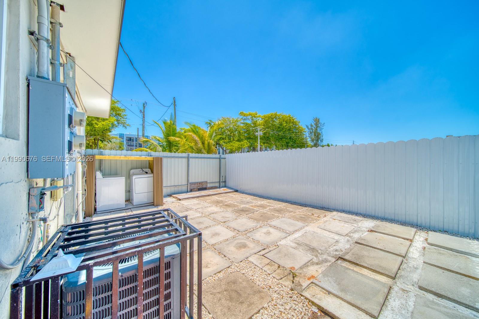 12210 NE 14th Ave # 12210