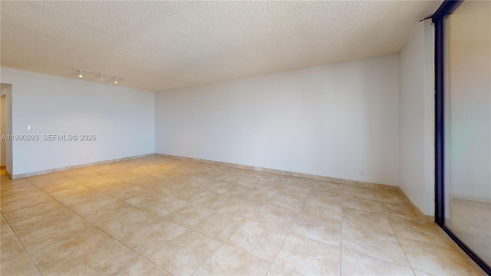 2500 PARKVIEW DR # 1909