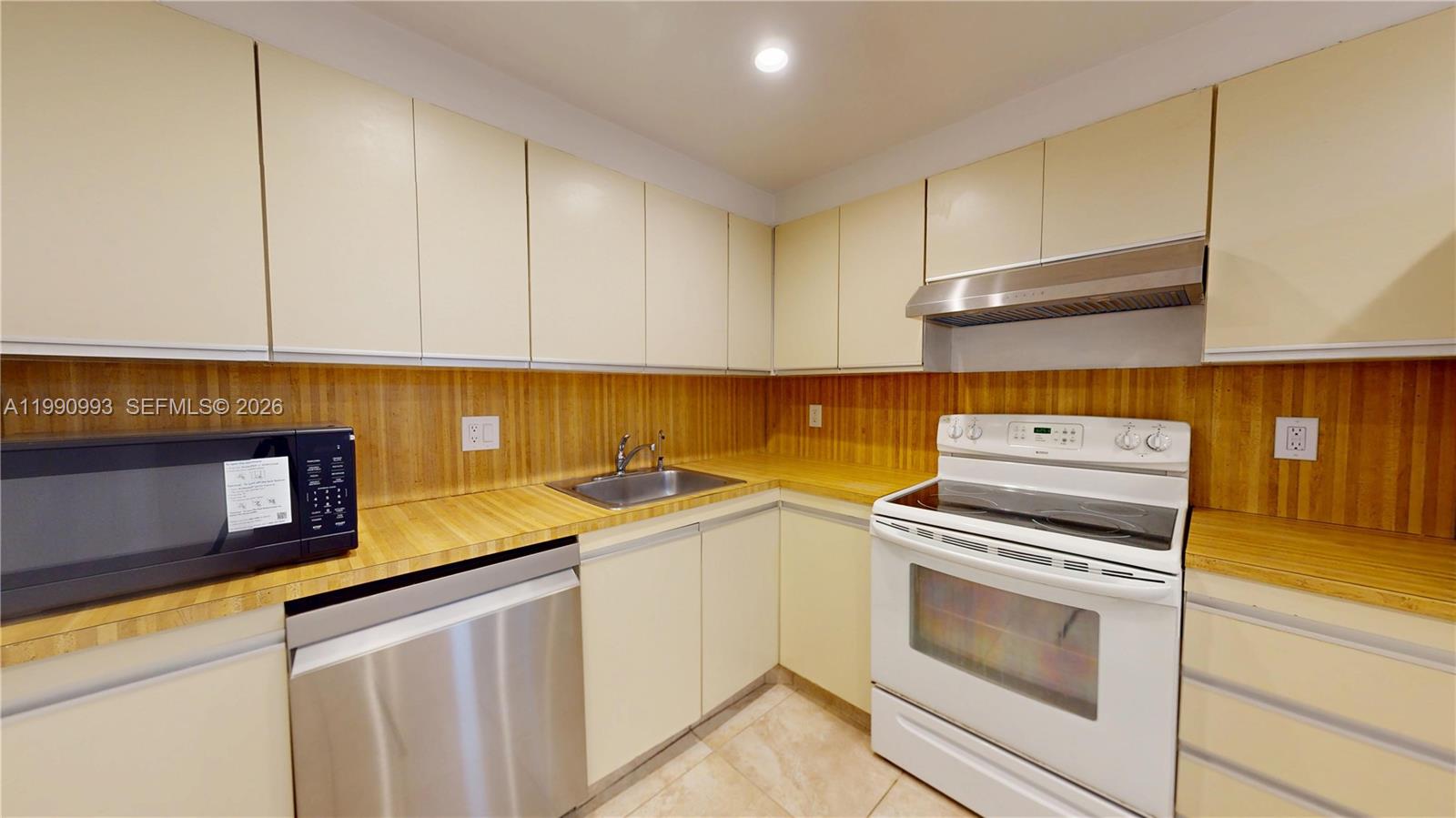2500 PARKVIEW DR # 1909