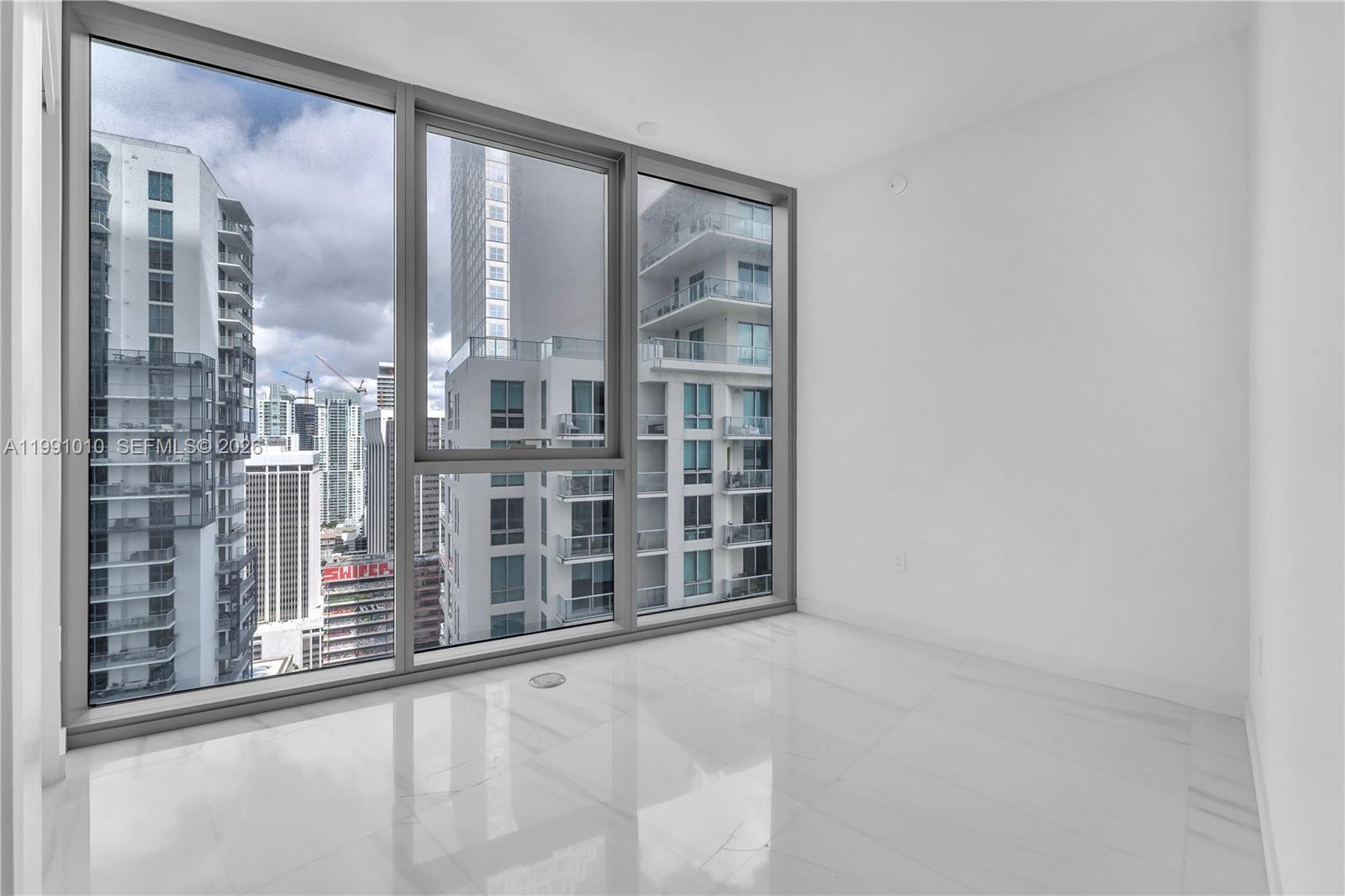 300 Biscayne Boulevard Way # 1902E