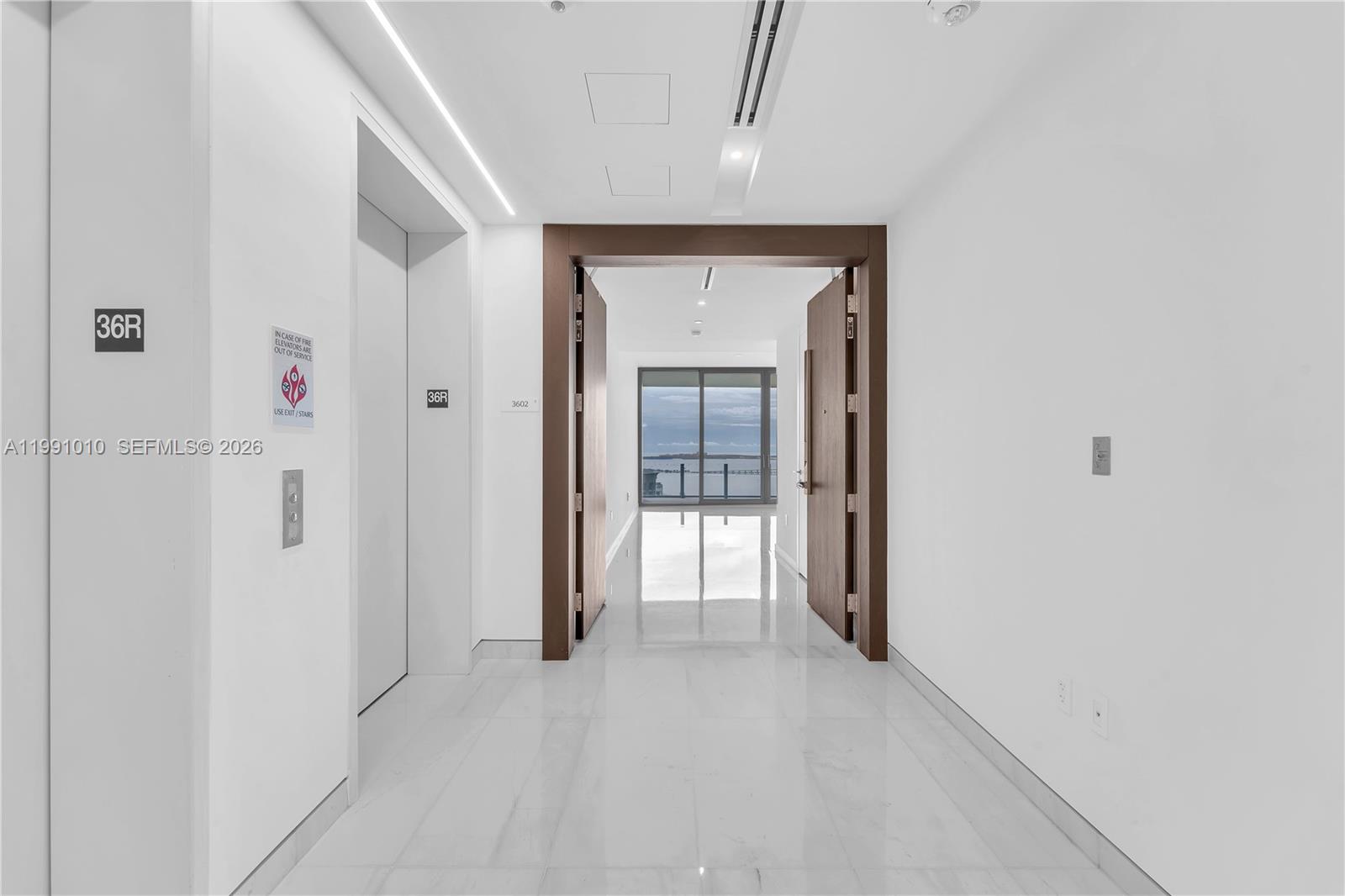 300 Biscayne Boulevard Way # 1902E