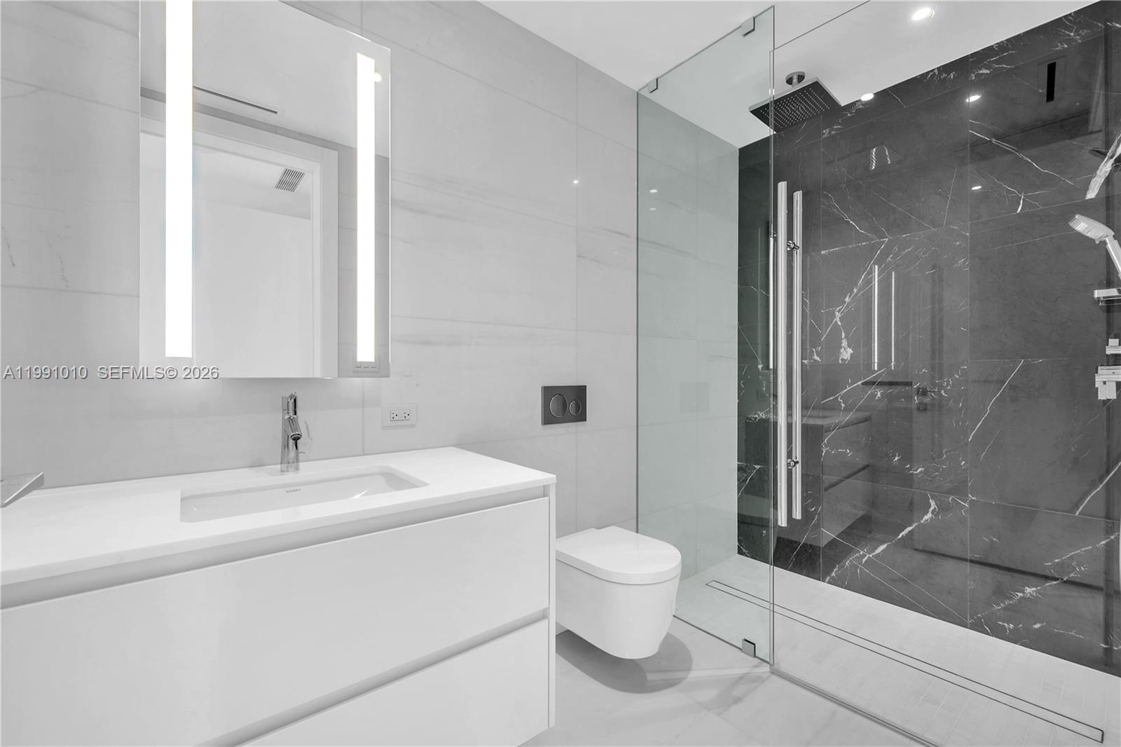 300 Biscayne Boulevard Way # 1902E