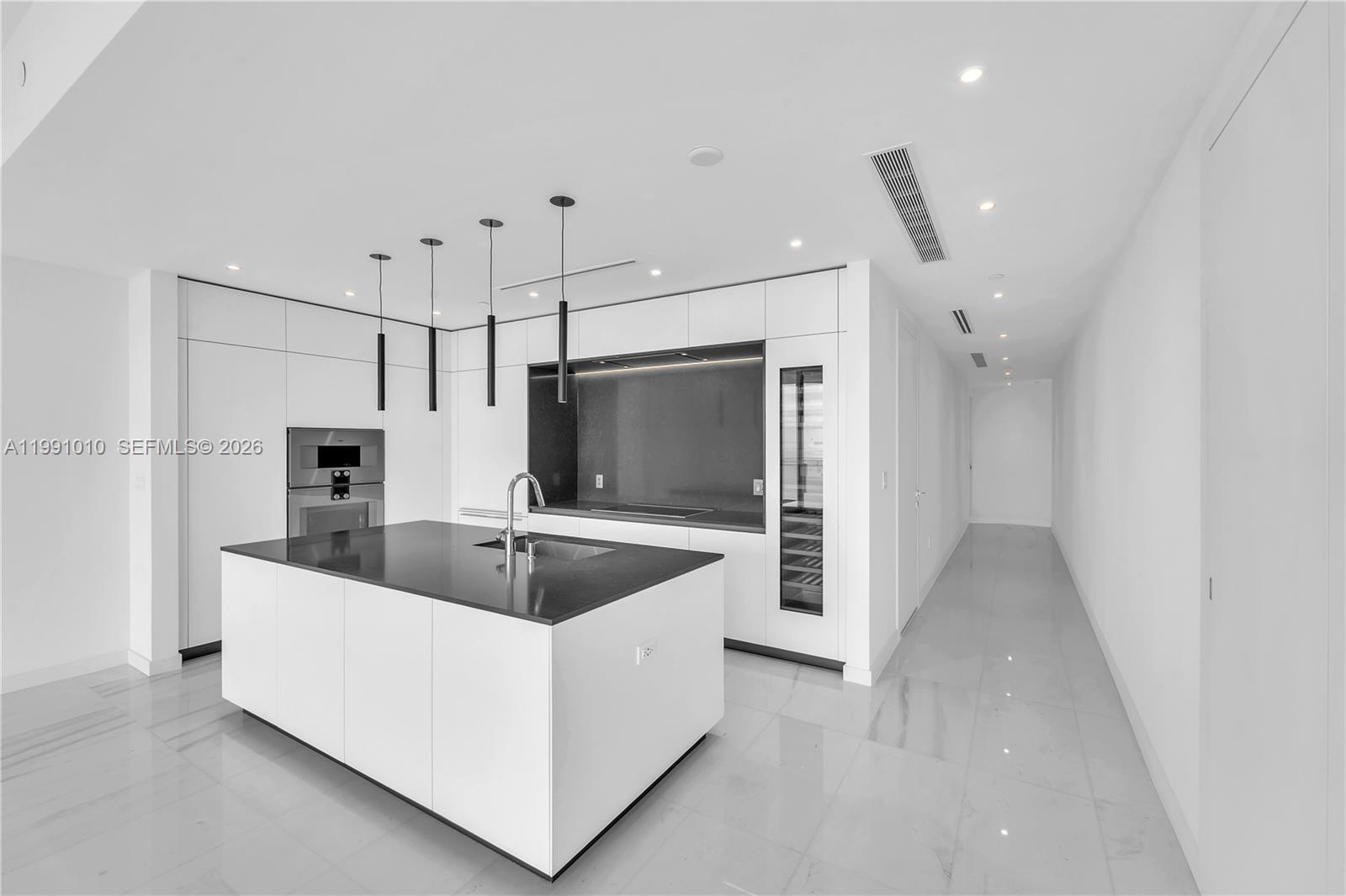 300 Biscayne Boulevard Way # 1902E