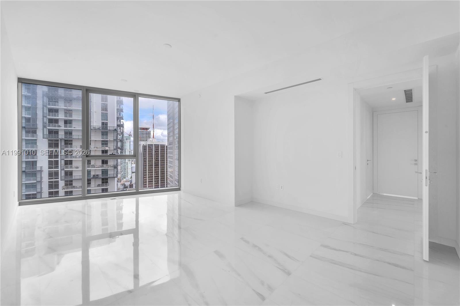 300 Biscayne Boulevard Way # 1902E