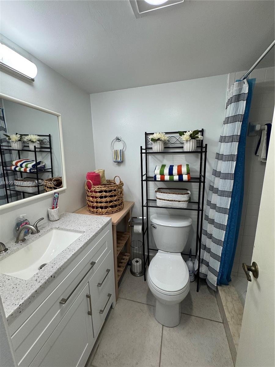 6095 N Sabal Palm Blvd # 104