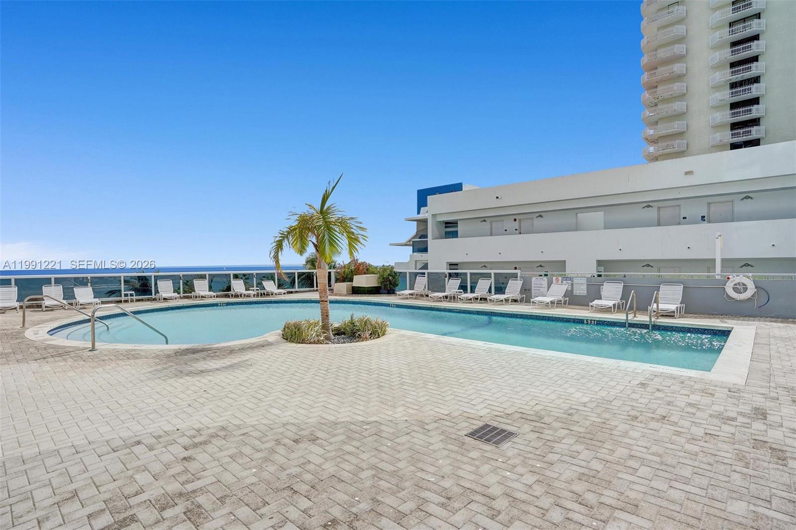 6301 Collins Ave # 2308