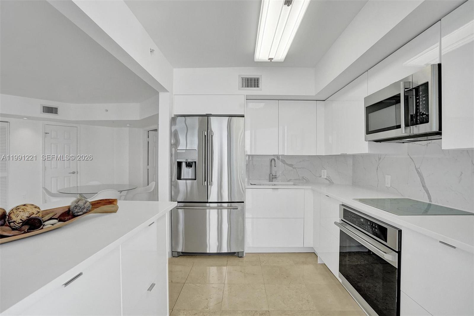 6301 Collins Ave # 2308