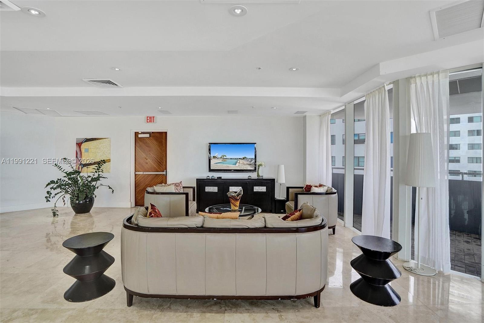 6301 Collins Ave # 2308