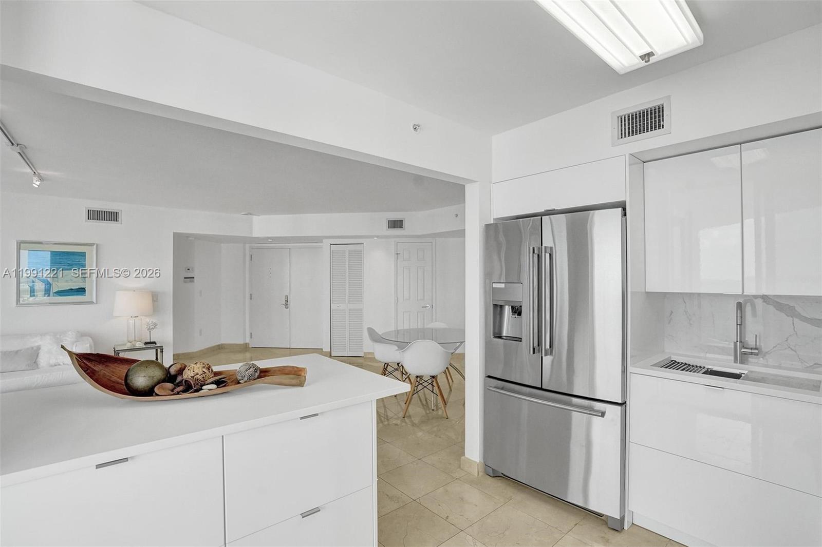 6301 Collins Ave # 2308