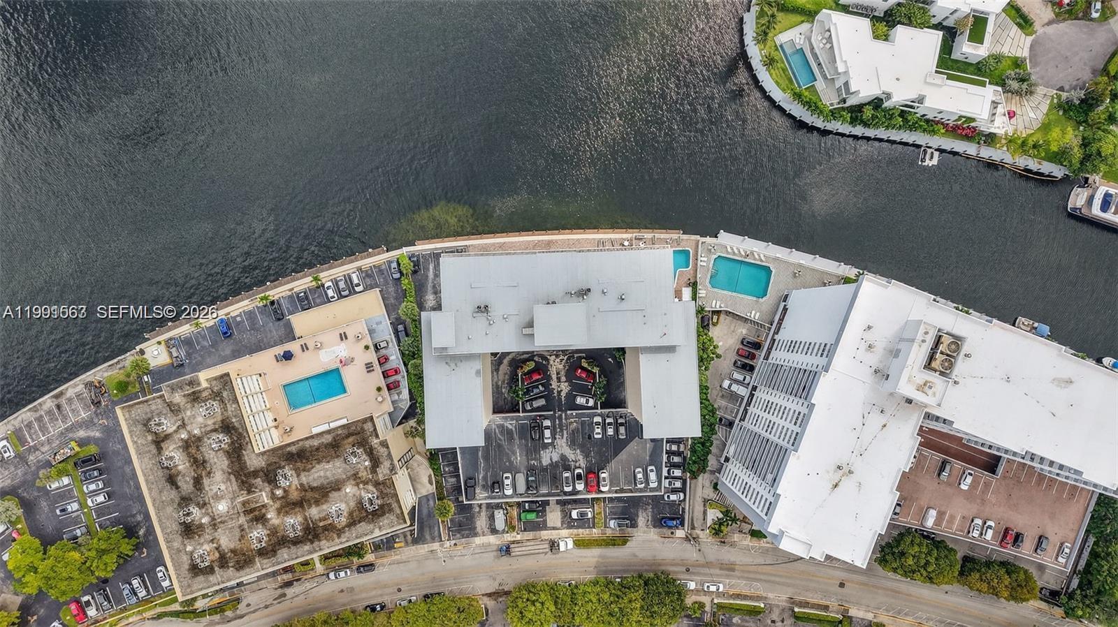 121 Golden Isles Dr # 104