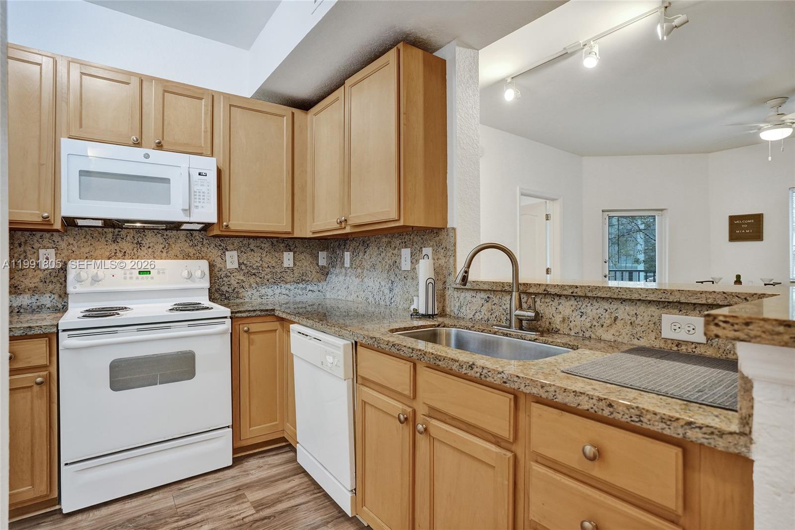 6001 SW 70th St # 252