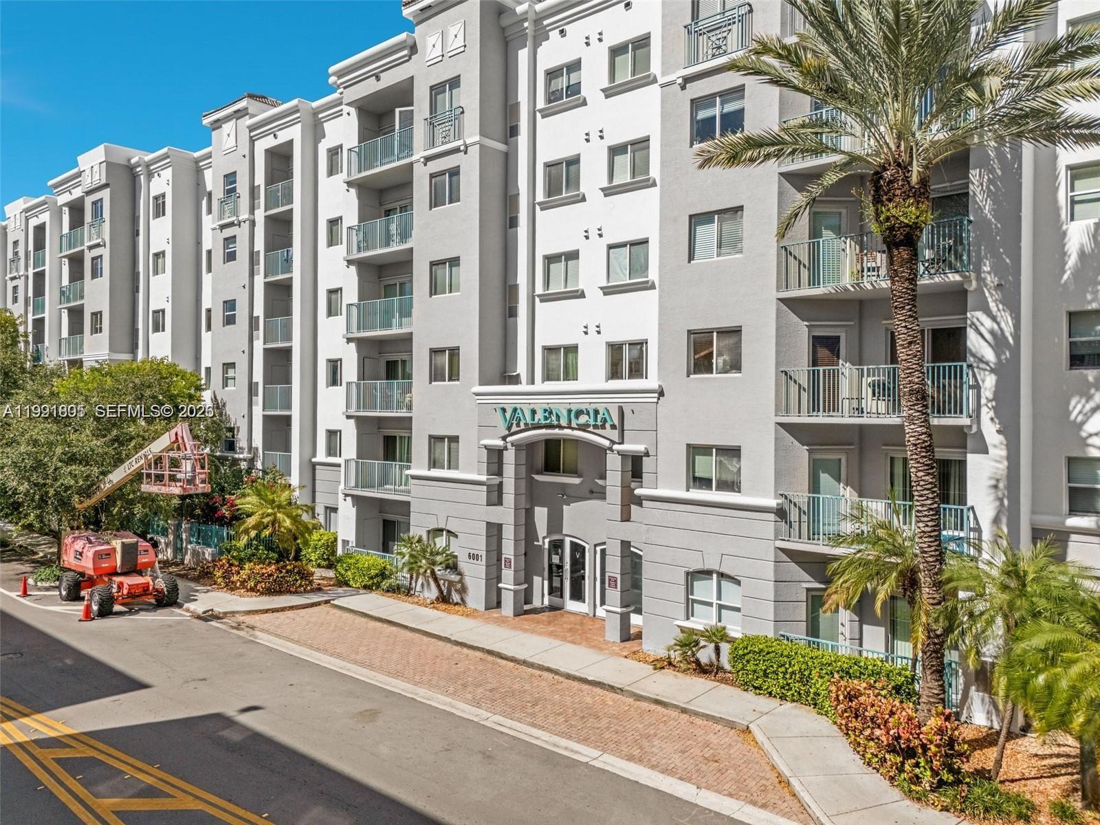 6001 SW 70th St # 252