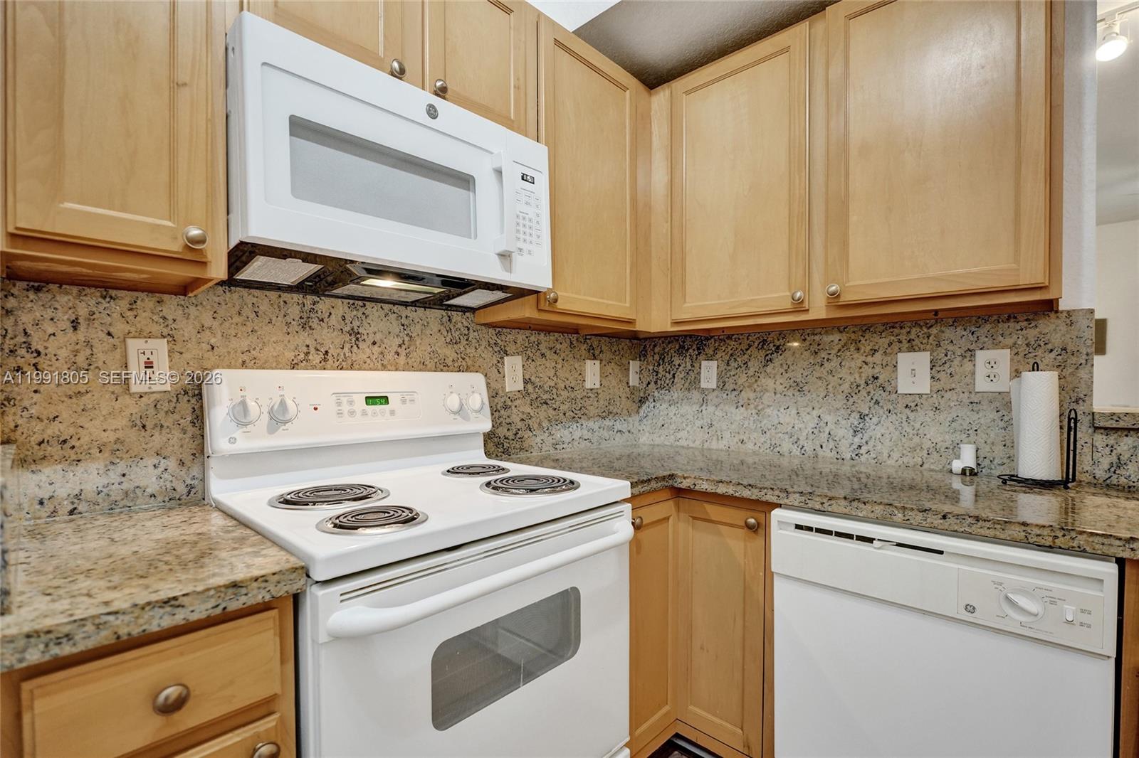 6001 SW 70th St # 252