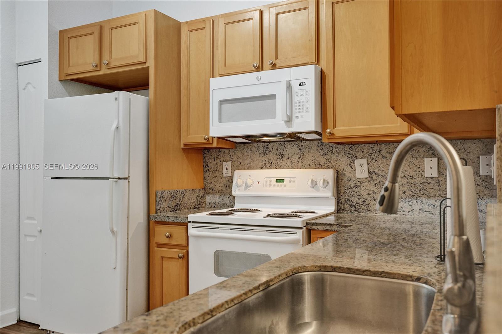 6001 SW 70th St # 252