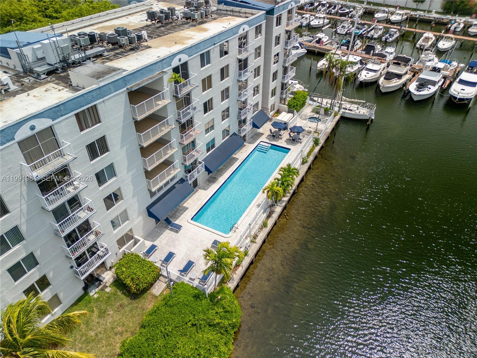 1720 NW N River Dr # 613