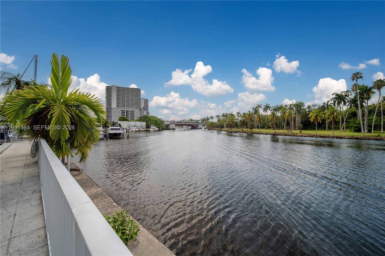 1720 NW N River Dr # 613